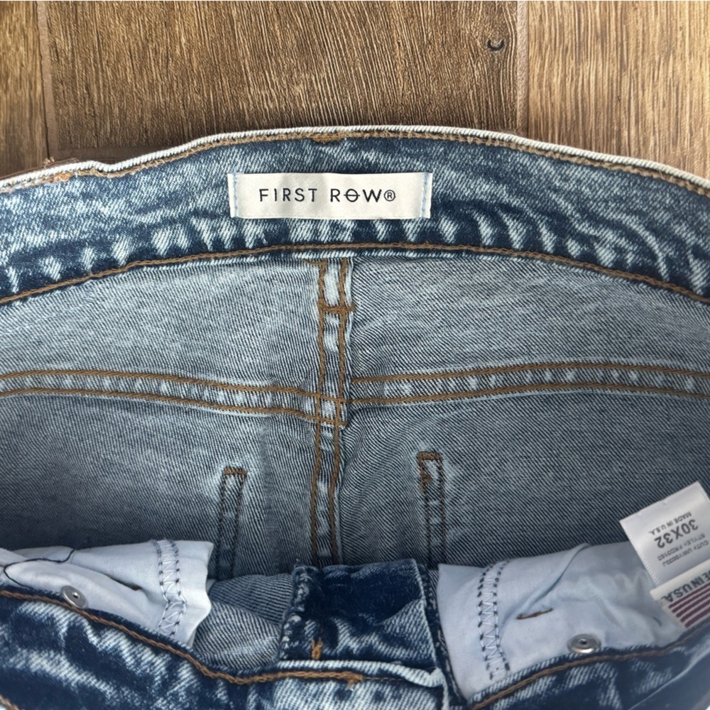 First Row Slim Straight Blue Distressed Jeans 30x32 Made in USA Flag Pocket - Picture 7 of 7